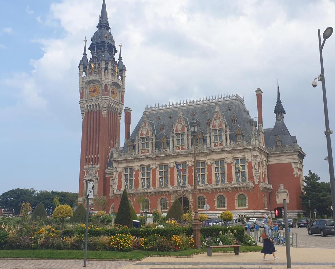 Maison A Deux Pas De L'Hotel De Ville Кале Екстер'єр фото